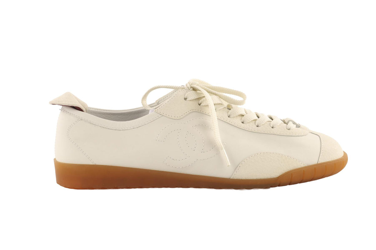 CHANEL WHITE 2026 CC LEATHER SNEAKER EU 38 UK 5 US 8