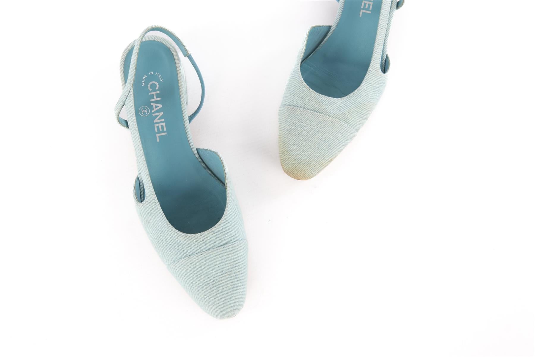 CHANEL BLUE 2021 DENIM SLINGLACK PUMPS EU 39 UK 6 US 9