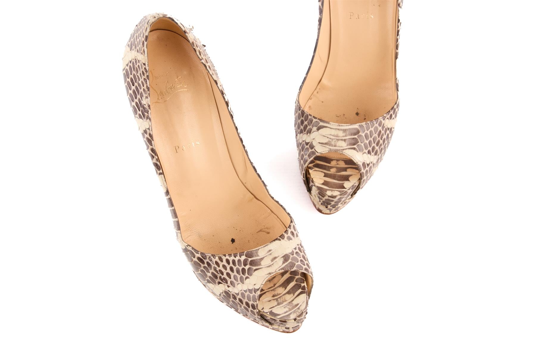 CHRISTIAN LOUBOUTIN GREY SNAKESKIN PUMPS EU 40.5 UK 7.5 US 10.5