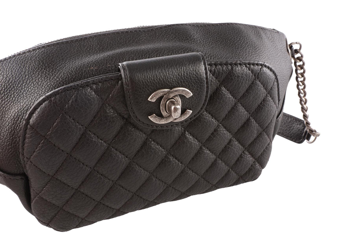 CHANEL BLACK 2016-2017 CASUAL ROCK QUILTED LEATHER BELT BAG