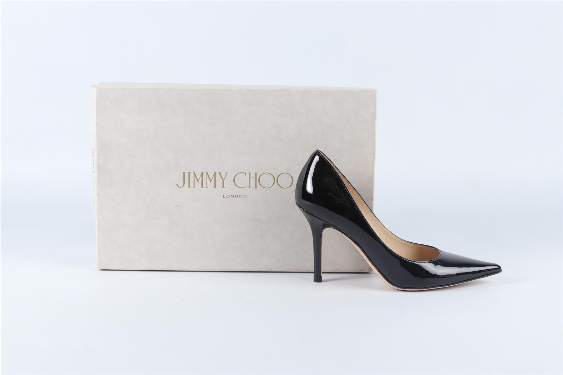 JIMMY CHOO BLACK PATENT LEATHER PUMPS EU 34 UK 1 US 4