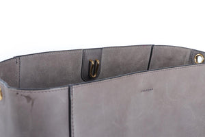 CELINE GREY SANGLE LEATHER SHOULDER BAG
