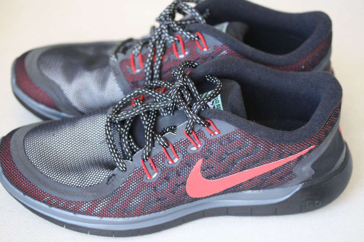 NIKE FREE 5.0 BLACK H2O REPEL TRAINERS 38.5 UK 5 US 7.5