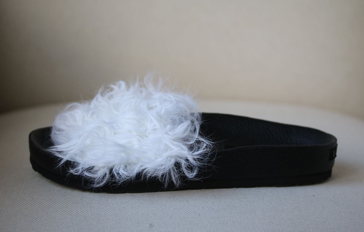 VIZALI SHEARLING FUR SLIDES EU 38 UK 5 US 8
