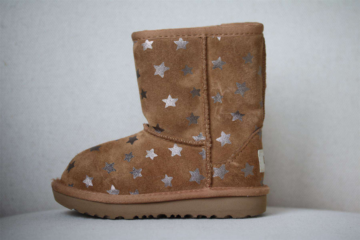 UGG KIDS CLASSIC II SHORT CHESTNUT BROWN STARS BOOTS EU 25 UK 7