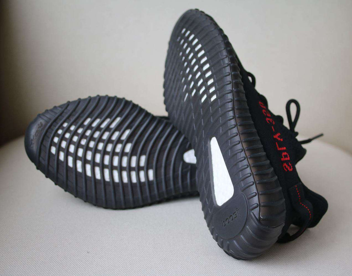 ADIDAS YEEZY BOOST 350 V2 BLACK RED SNEAKERS UK 9 US 9.5 FR 43