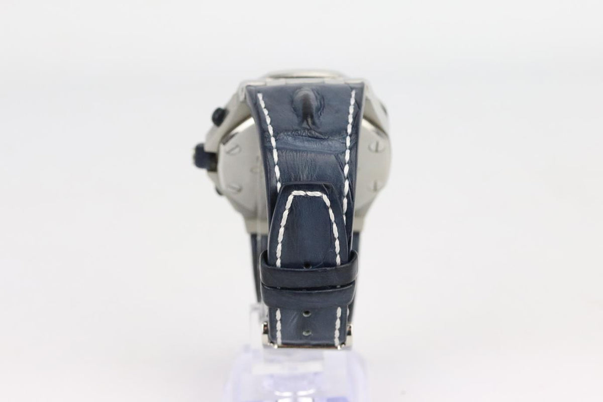 AUDEMAR PIGUET ROYAL OAK OFFSHORE CHRONOGRAPH 42MM NAVY MODEL WRIST WATCH