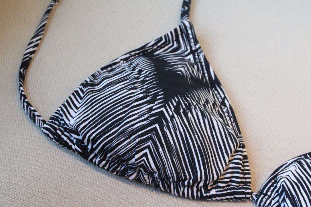 MELISSA ODABASH BLACK AND WHITE GRAPHIC BIKINI UK 10/14