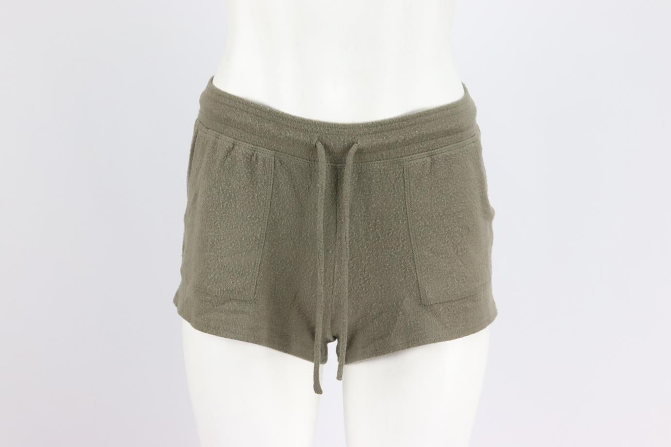 ALO YOGA STRETCH JERSEY SHORTS SMALL