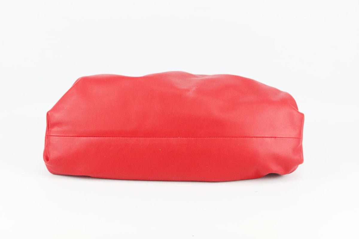 BOTTEGA VENETA THE POUCH LARGE LEATHER CLUTCH