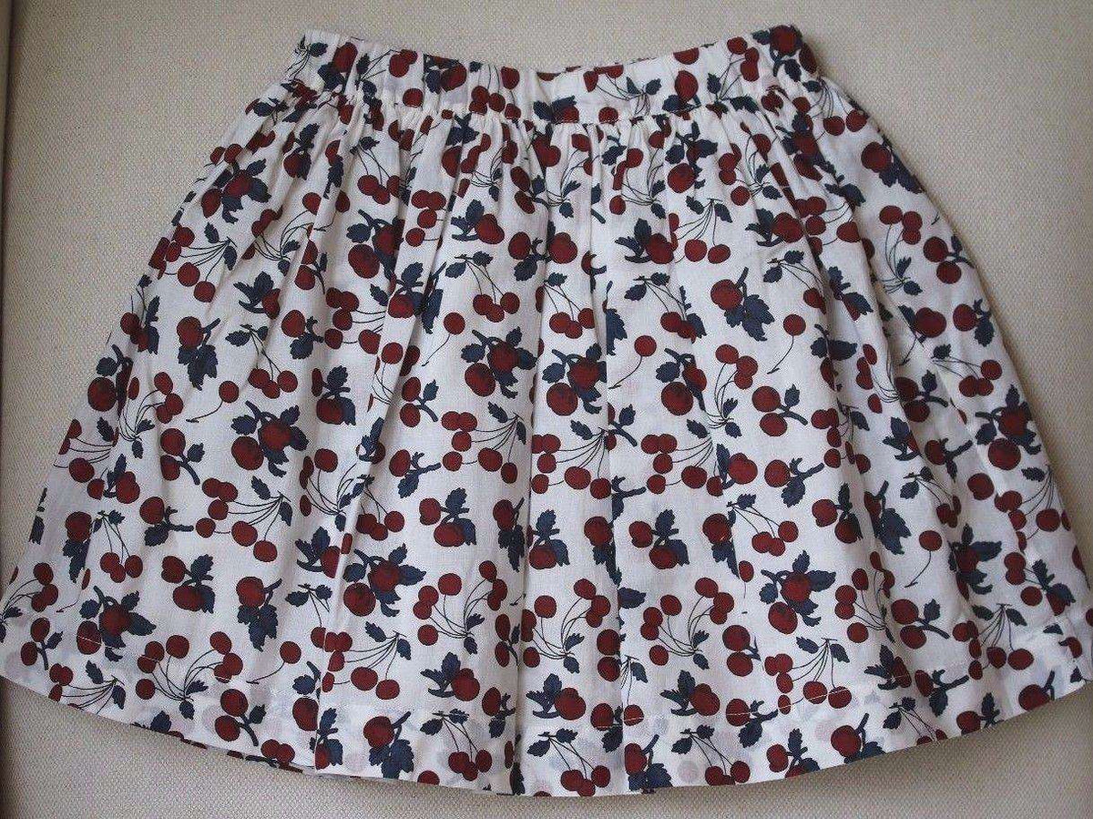 BONPOINT KIDS GIRLS CHERRY PRINT SKIRT 4 YEARS