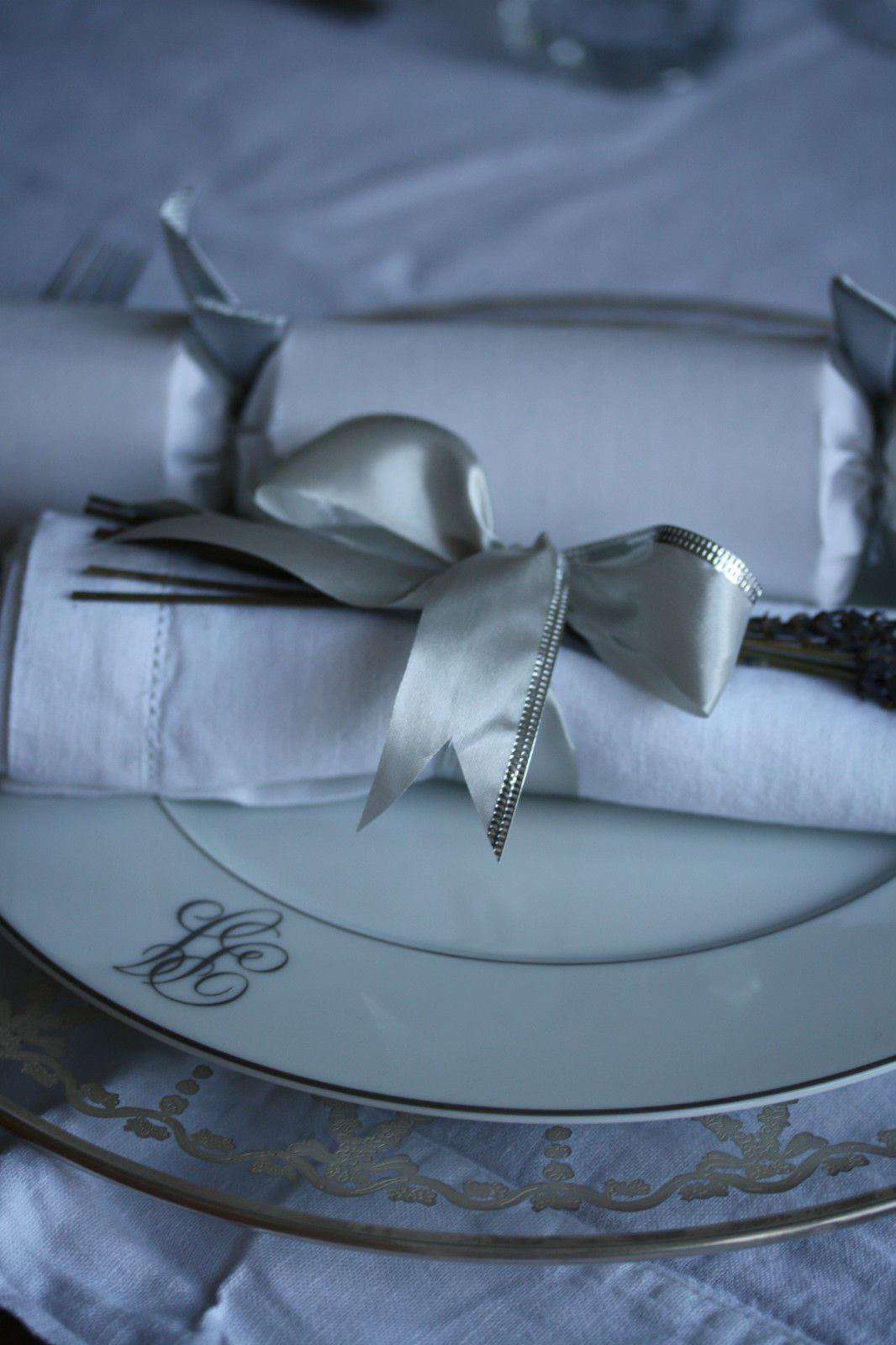 MONOGRAMMED J L COQUET LIMOGES PORCELAIN PLATE X 10