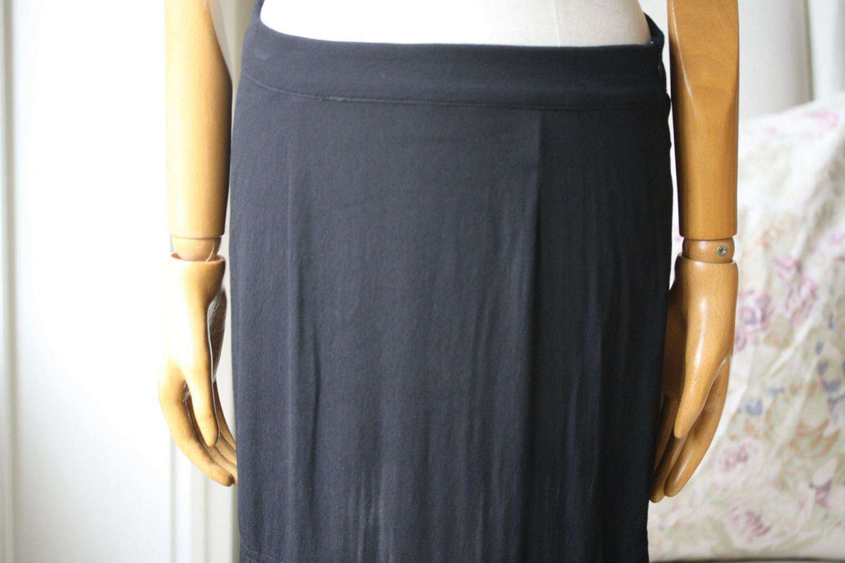 MONROW CREPE FRINGE SKIRT SMALL