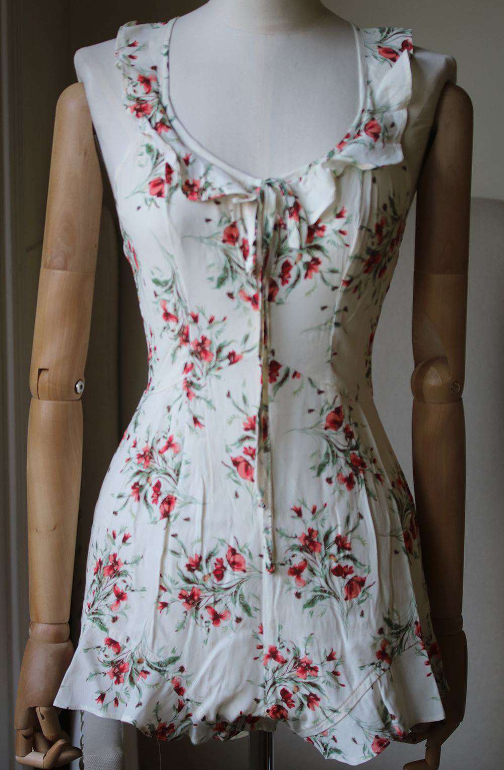 FLYNN SKYE MIMI FLORAL PLAYSUIT SMALL