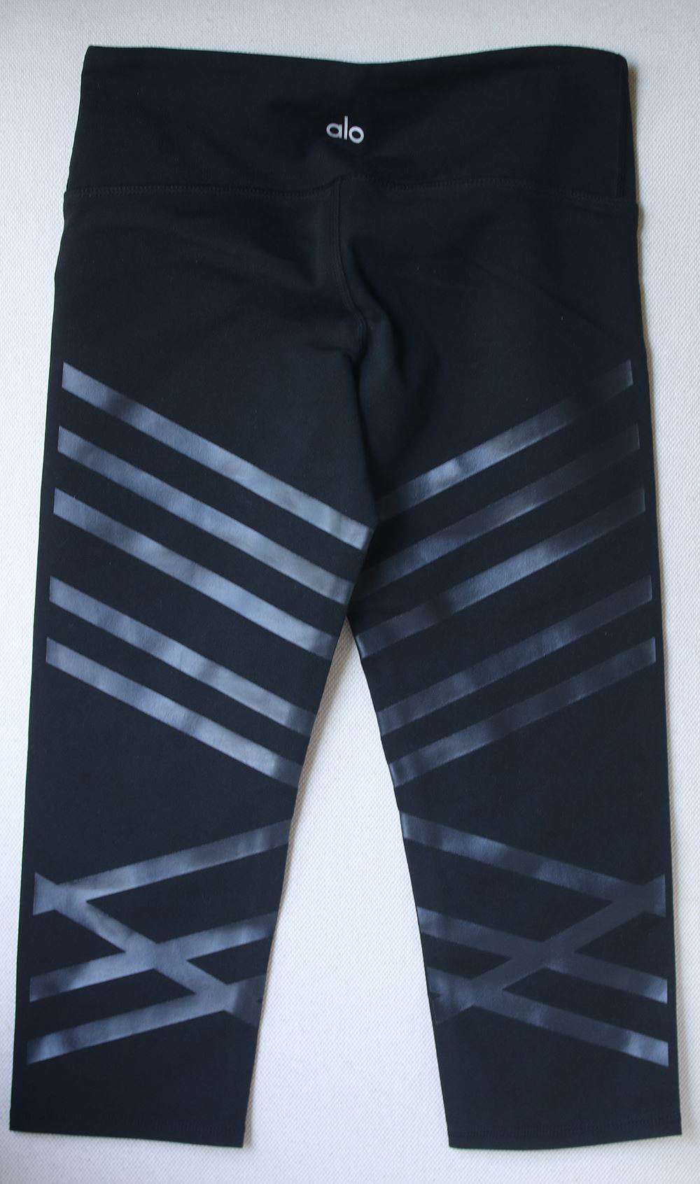 ALO YOGA AIRBRUSH PRINTED CAPRI PRINTED LEGGINGS XSMALL