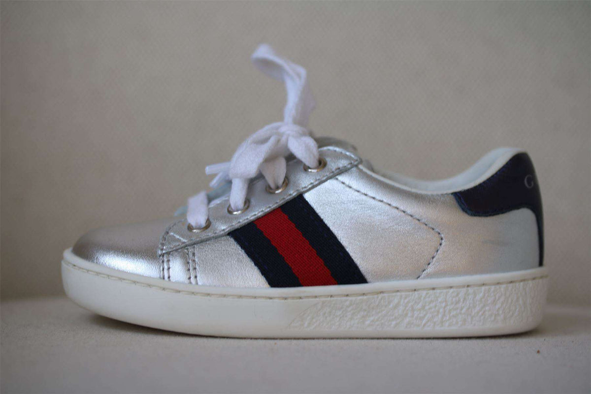 GUCCI BABY METALLIC SILVER TRAINERS EU 22 UK 5