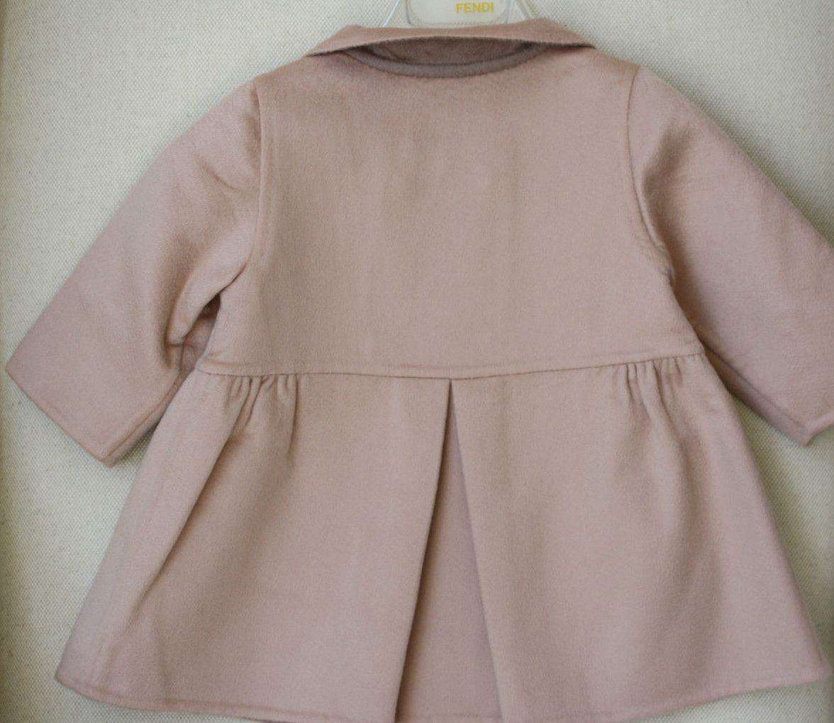 DIOR BABY PINK AND TAUPE DOUBLE-SIDED PURE CASHMERE COAT 9 MONTHS