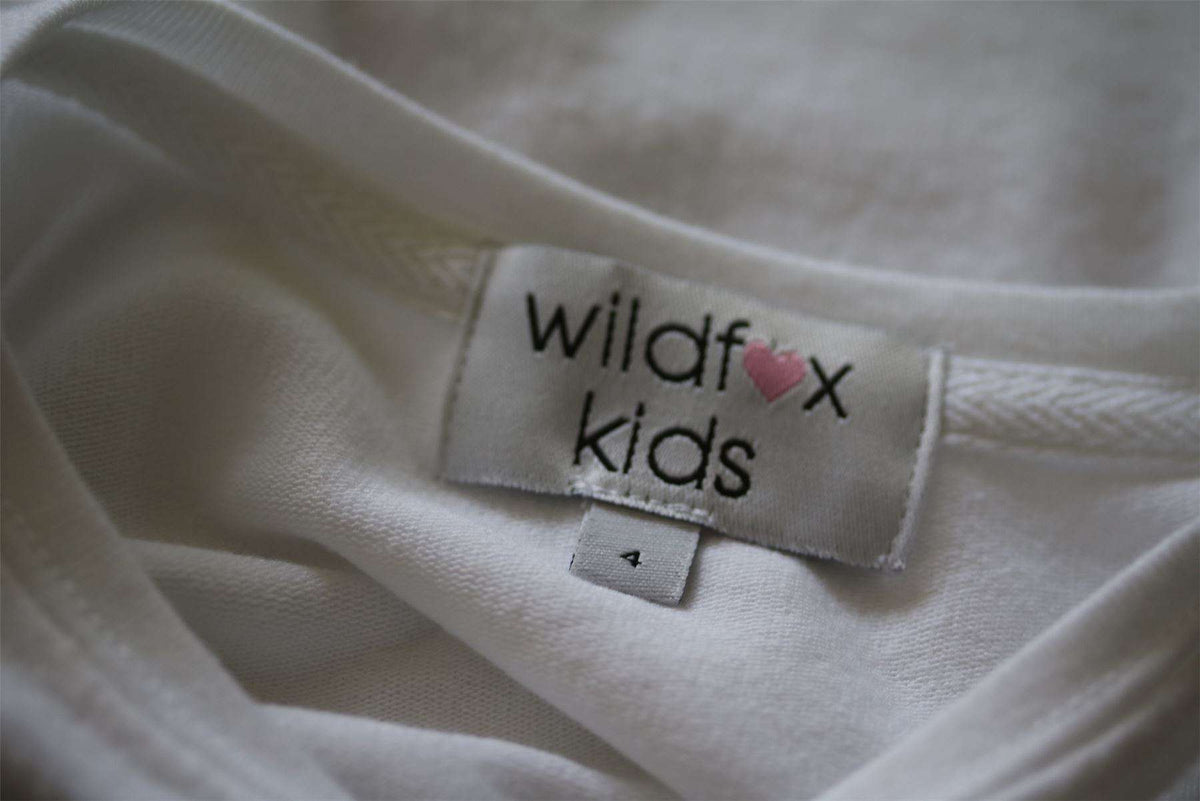 WILDFOX KIDS GIRLS NAUGHTY OR NICE SWEATER 4 YEARS