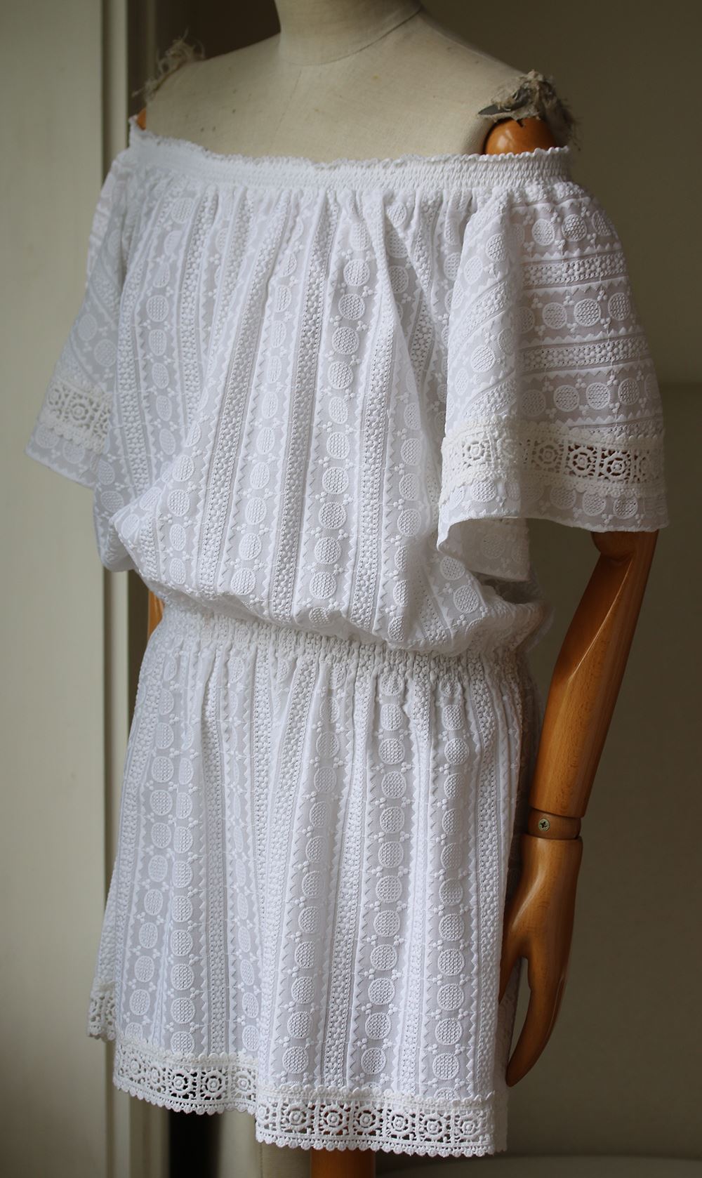 MELISSA ODABASH MICHELLE OFF THE SHOULDER DRESS MEDIUM