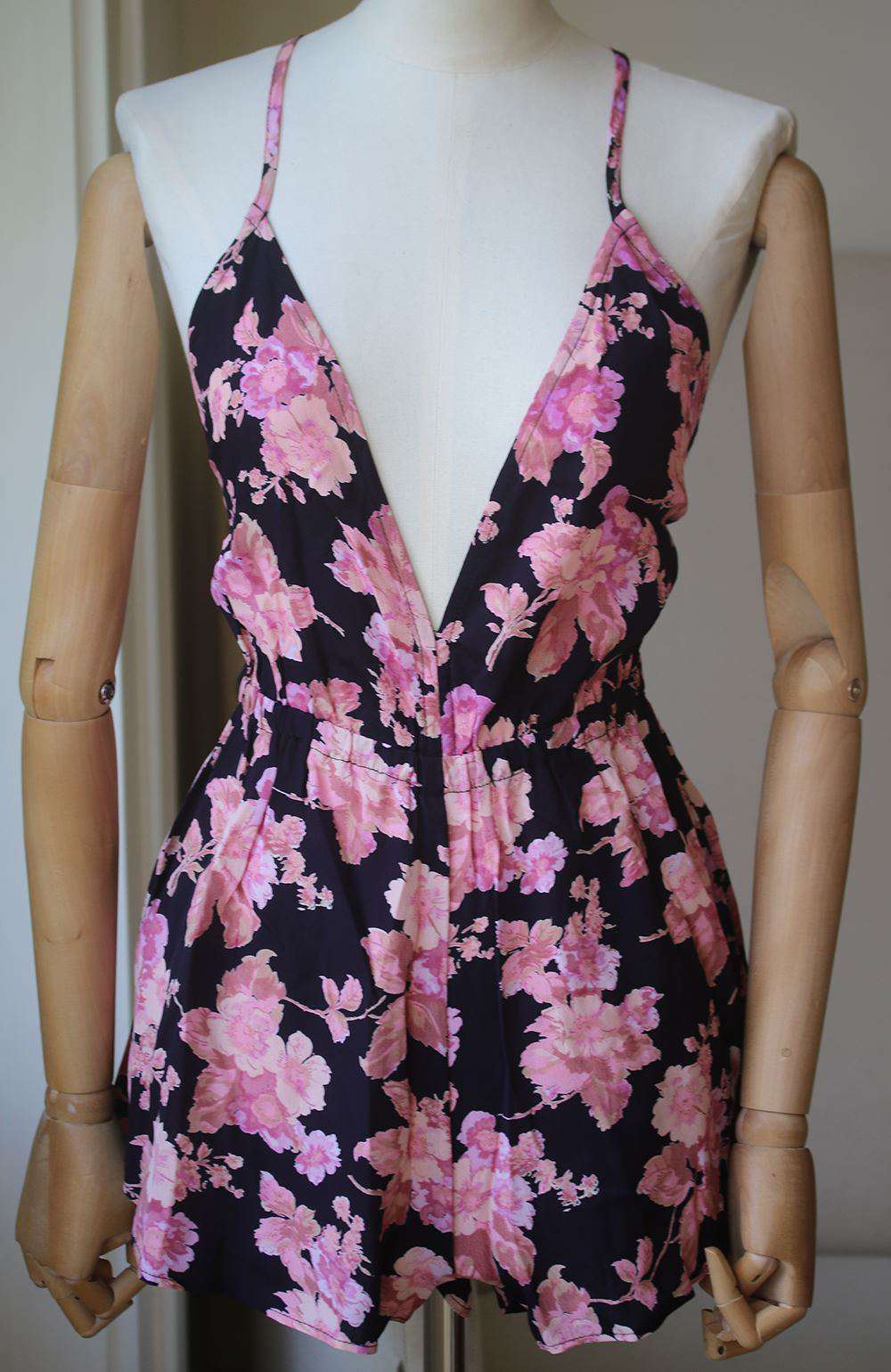 FLYNN SKYE RACHEL FLORAL ROMPER SMALL