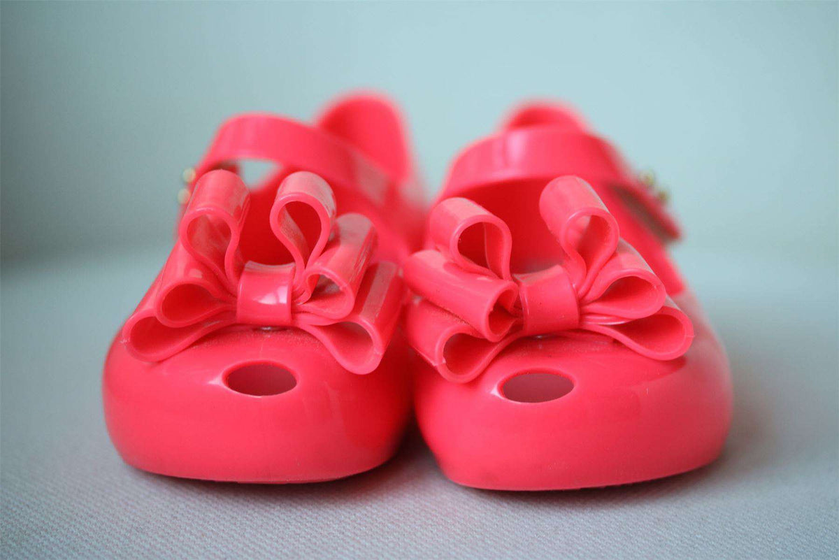 MINI MELISSA GIRLS NEON PINK ULTRAGIRL TRIPLE BOW JELLY SHOES EU 24 UK 7