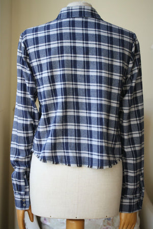 ELIZABETH AND JAMES BUCKLEY PLAID FRAYED HEM SHIRT SMALL