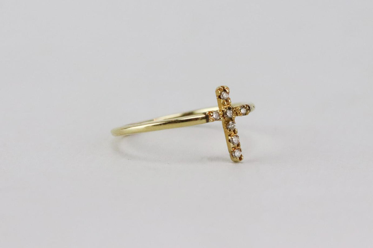 JACQUIE AICHE 14K YELLOW GOLD AND DIAMOND CROSS RING 15 MM