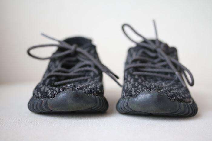 ADIDAS YEEZY KIDS BOOST 350 PIRATE BLACK TRAINERS EU 23.5 UK 6.5