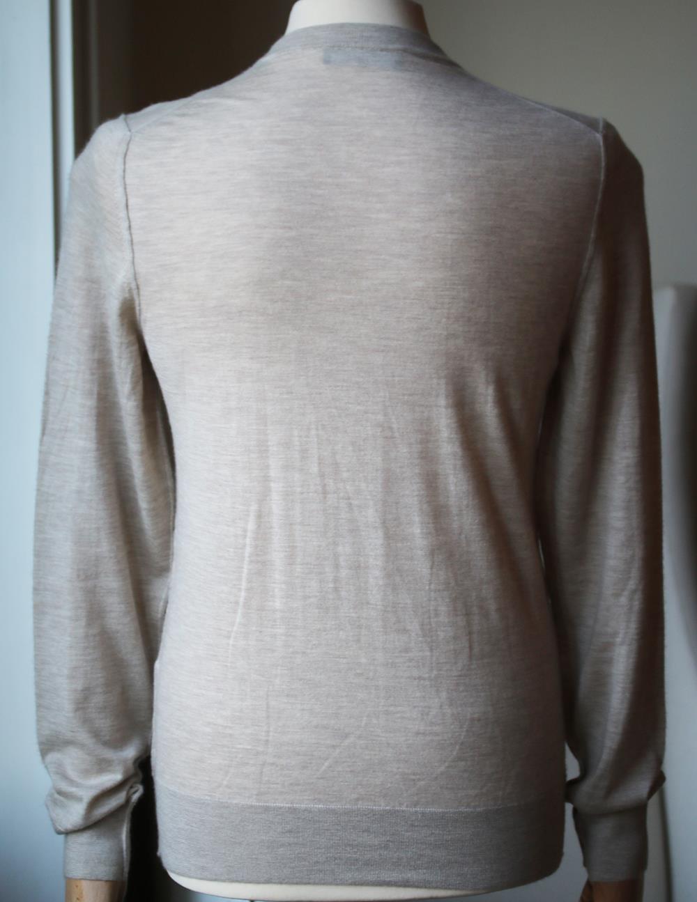 DOLCE AND GABBANA V-NECK CASHMERE KNIT SWEATER IT 46 UK/US 36