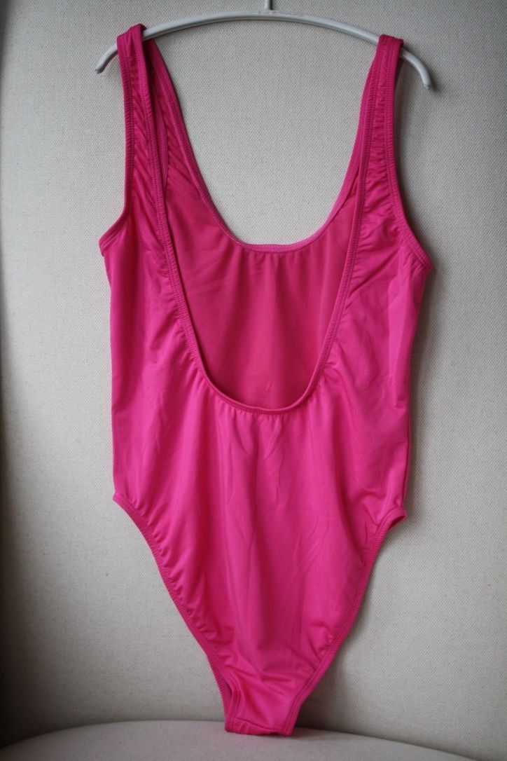 CHRLDR GOOD TIMES ONE PIECE SWIMSUIT MEDIUM/LARGE