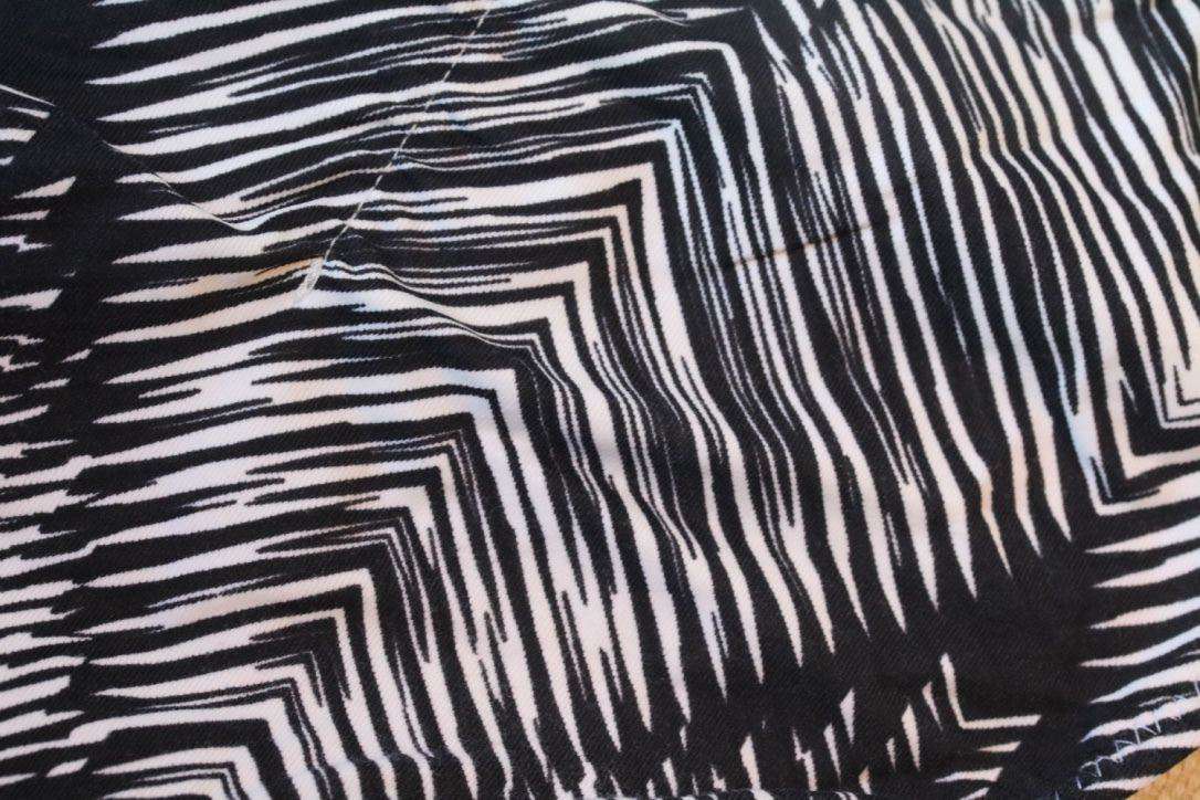 MELISSA ODABASH BLACK AND WHITE GRAPHIC BIKINI UK 10/14