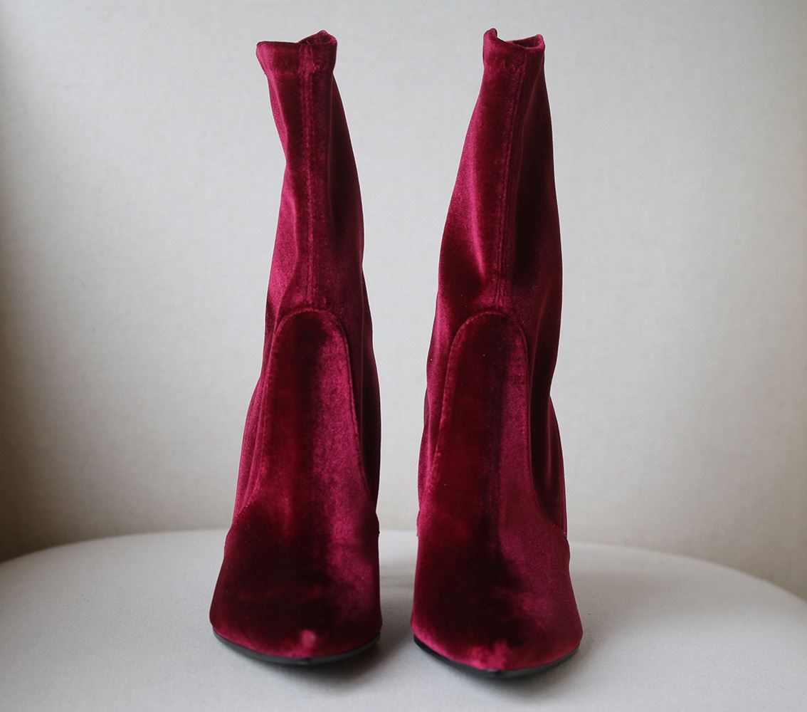 STUART WEITZMAN THE CLINGER STRETCH VELVET BOOTS EU 37.5 UK 4 US 6.5