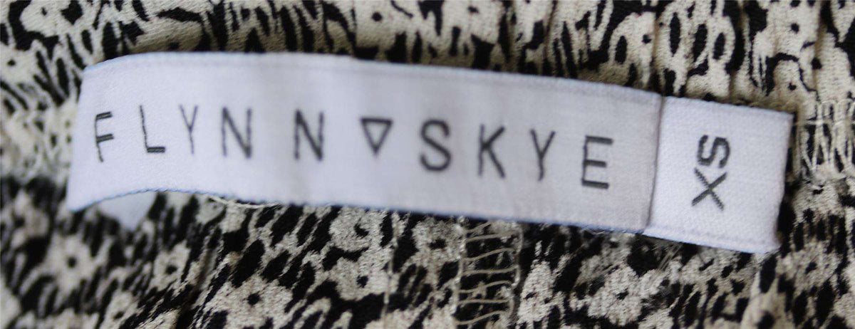 FLYNN SKYE SADIE FLORAL SHORTS XSMALL