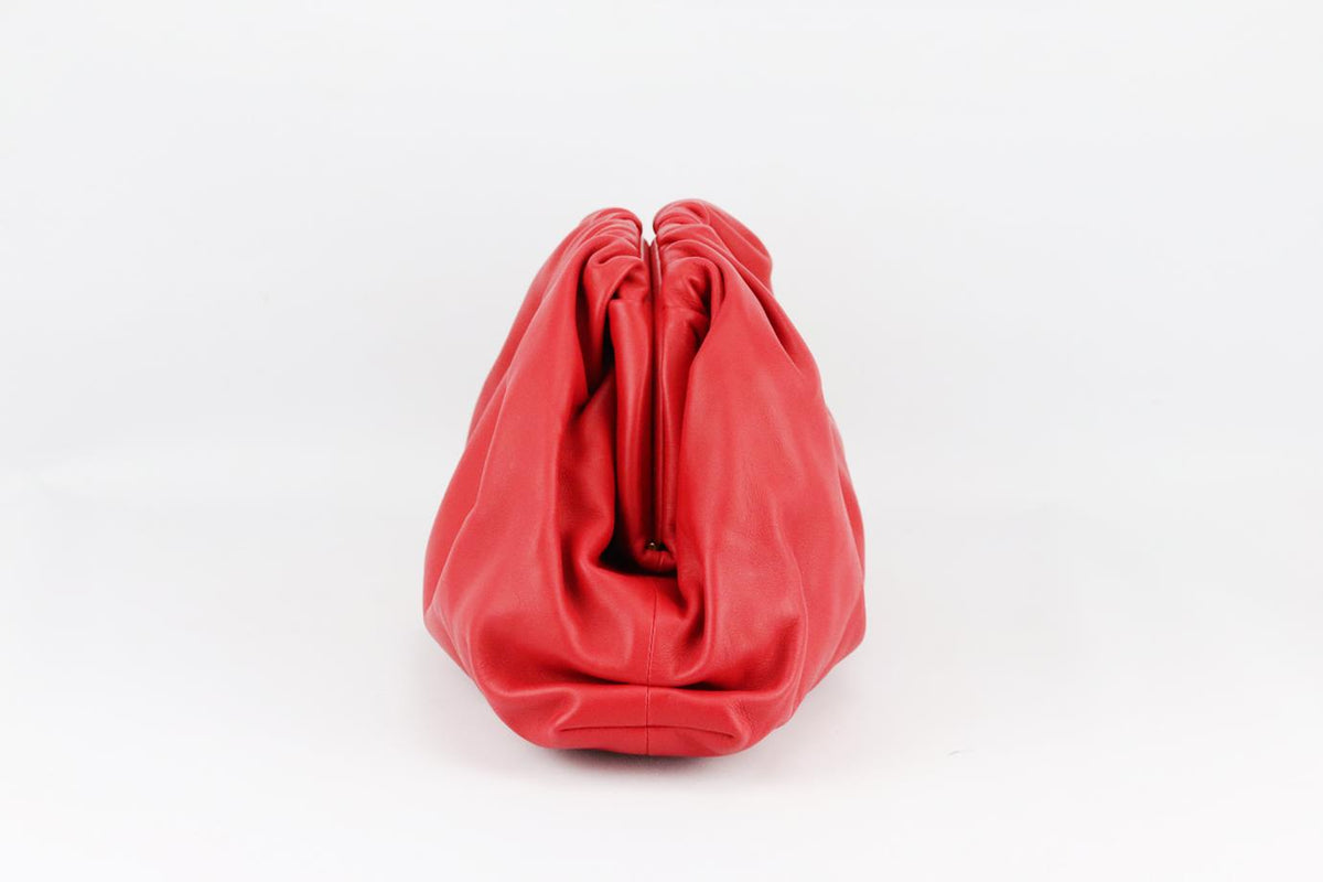 BOTTEGA VENETA THE POUCH LARGE LEATHER CLUTCH