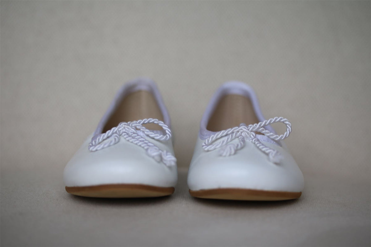 OSCAR DE LA RENTA GIRLS WHITE LEATHER FLATS EU 25 UK 7.5