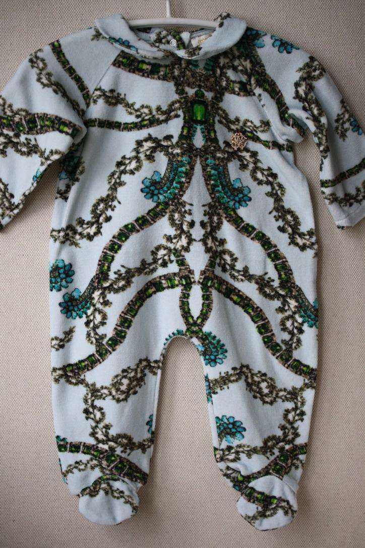 ROBERTO CAVALLI BABY VELOUR BABYGROW 9 MONTHS