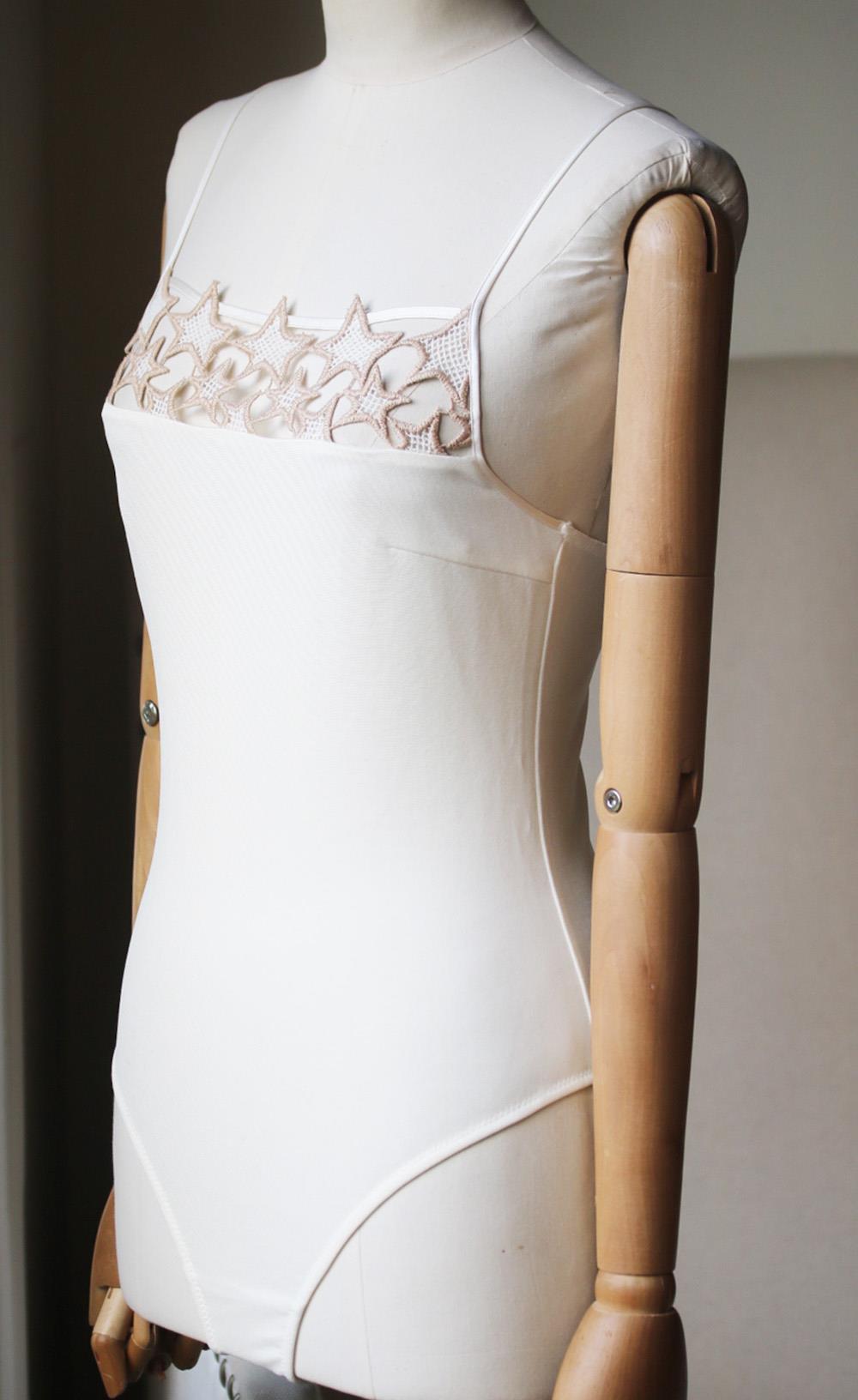FLEUR DU MAL STAR EMBROIDERED COTTON JERSEY BODYSUIT LARGE