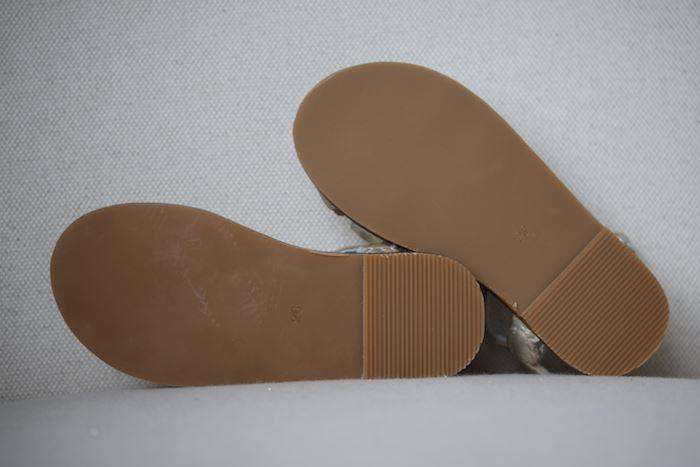 TARTINE ET CHOCOLAT GIRLS GOLD PETAL SANDALS EU 26 UK 8
