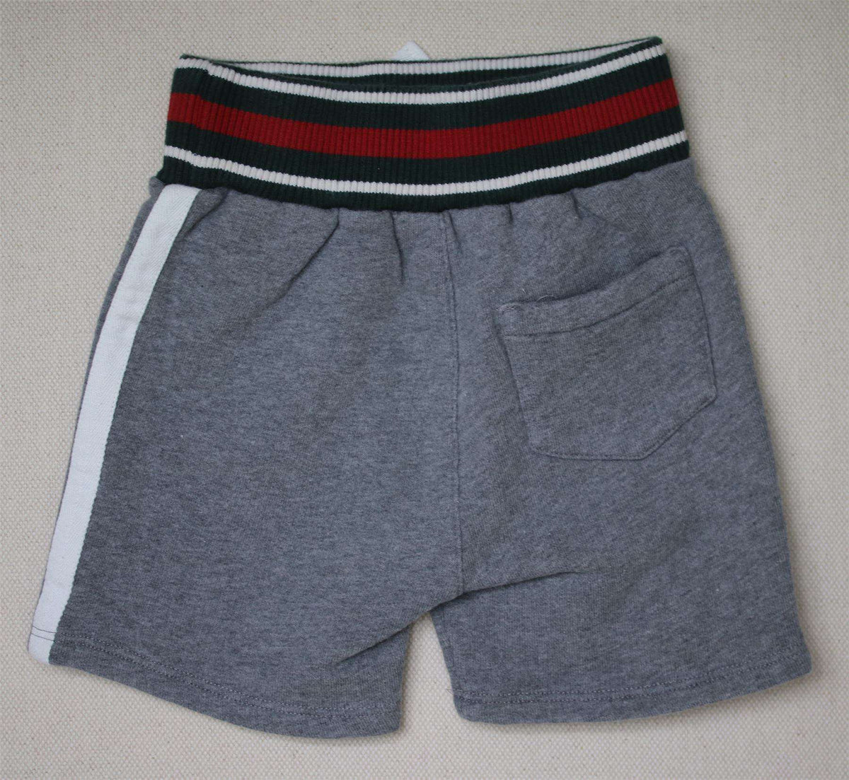 GUCCI BABY BOYS GREY JERSEY SHORTS 12-18 MONTHS