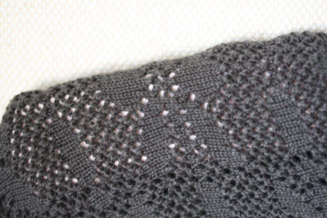 BONPOINT BABY CROCHET BLACK SWEATER TOP 3 YEARS