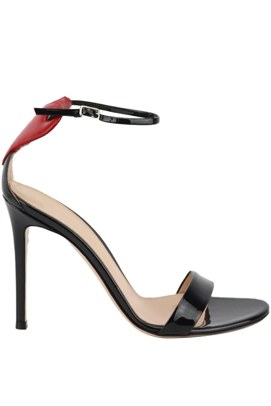 GIANVITO ROSSI LOVE HEART PATENT LEATHER SANDALS EU 38 UK 5 US 8