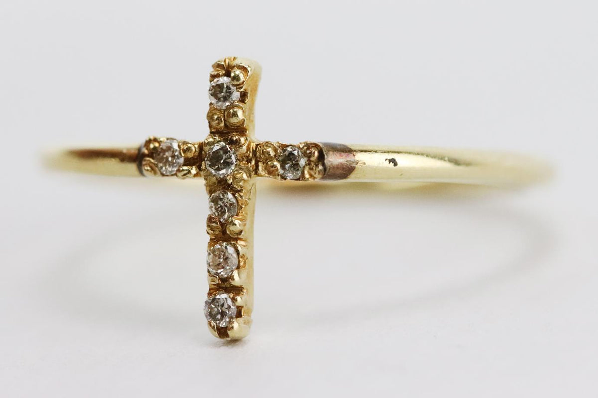 JACQUIE AICHE 14K YELLOW GOLD AND DIAMOND CROSS RING 15 MM