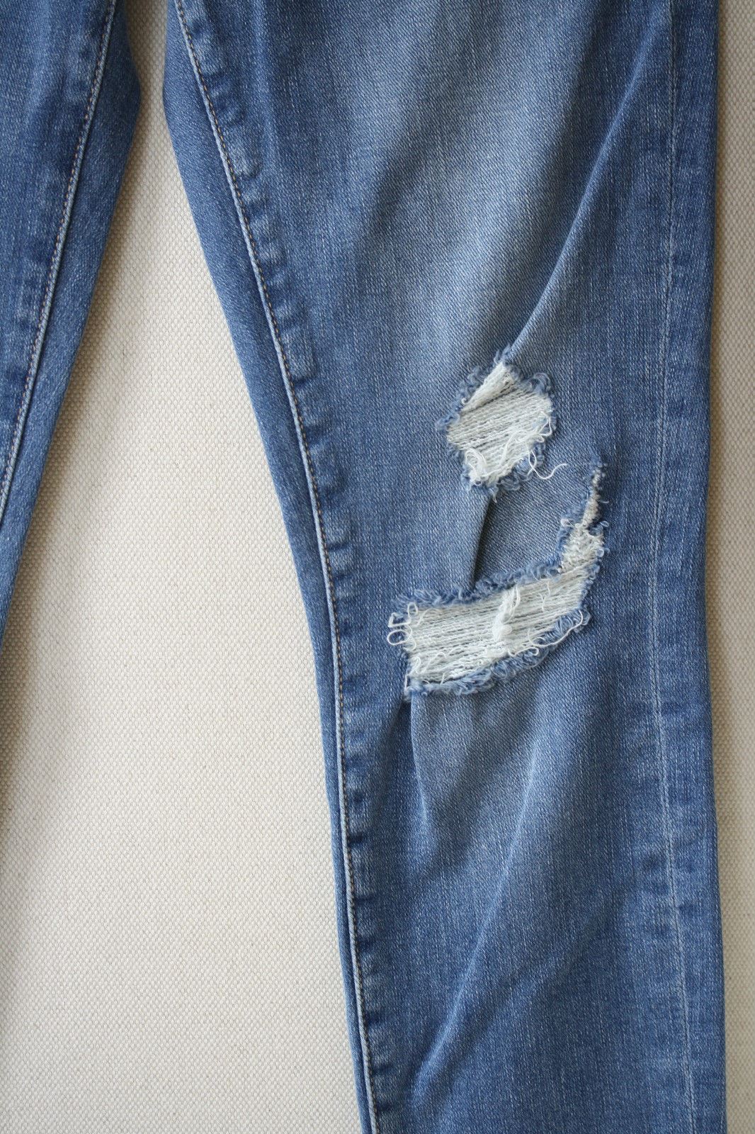 FRAME LE SKINNY DE JEANNE LAUREL JEANS W25 UK 6/8