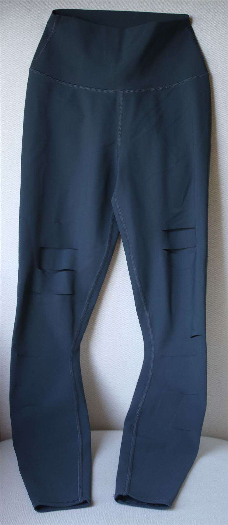 ALO YOGA LOW-WAISTED WARRIOR LEGGINGS XXSMALLALO YOGA LOW-WAISTED WARRIOR LEGGINGS XXSMALL