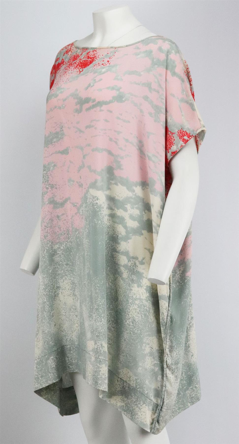 DIANE VON FURSTENBERG PRINTED SILK DRESS SMALL
