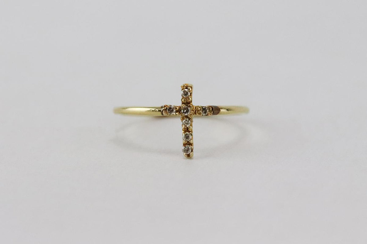 JACQUIE AICHE 14K YELLOW GOLD AND DIAMOND CROSS RING 15 MM