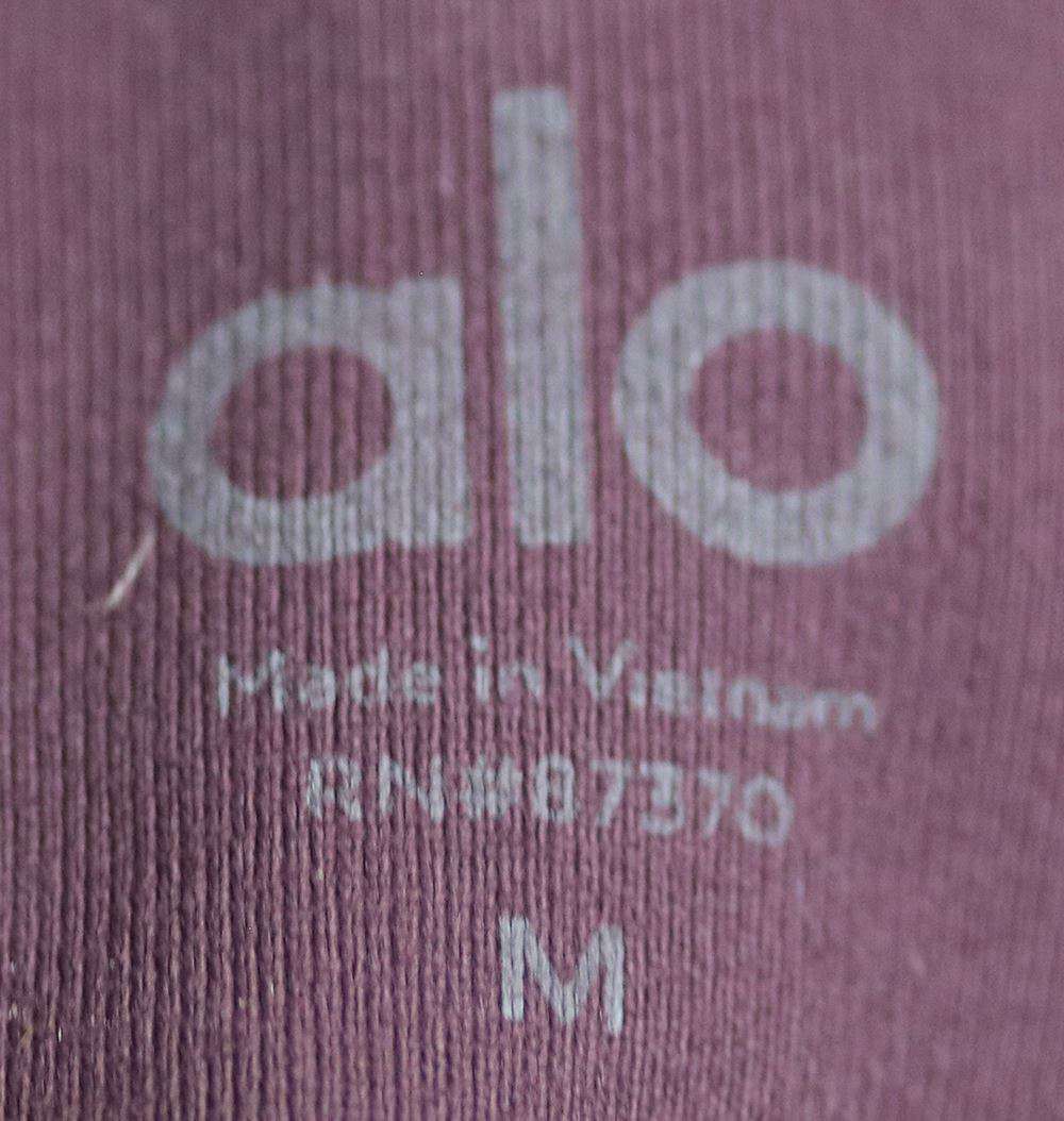ALO YOGA HIGH WAIST COSMIC CAPRI LEGGINGS MEDIUM