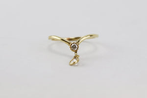 JACQUIE AICHE 14K YELLOW GOLD TEARDROP DIAMOND SHAKER V RING 15 MM