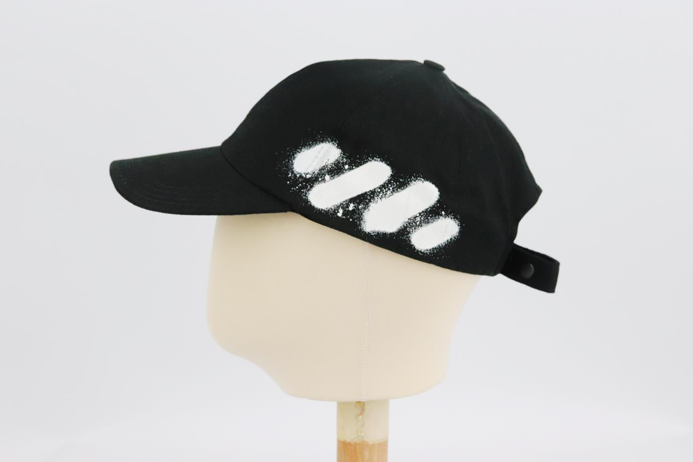 Off-White Pattern Print, White c/o Virgil Abloh Temperature Baseball Cap