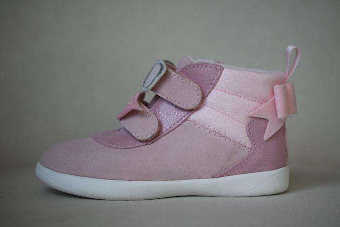 UGG KIDS PINK TRAINERS EU 26 UK 8